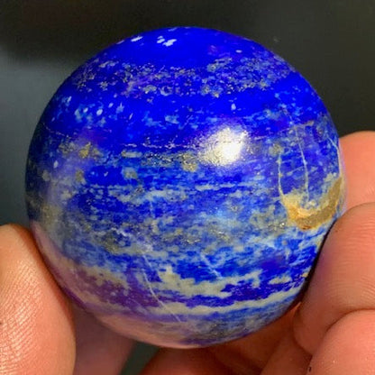 Sphère en lapis lazuli, pièces au choix de 49 mm - 191,5 gr. - La pierre des Pharaons, un bleu envoûtant !