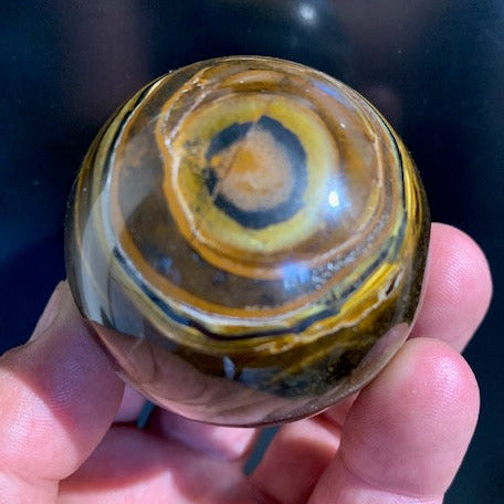Tiger's eye sphere, quality AA - 53 millimeters Ø - 210.7 grams