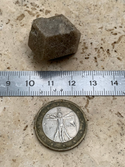 Grenat grossulaire vert – Cristal naturel d’environ ± 26 mm × 21 × 20 mm - 21,2 gr.