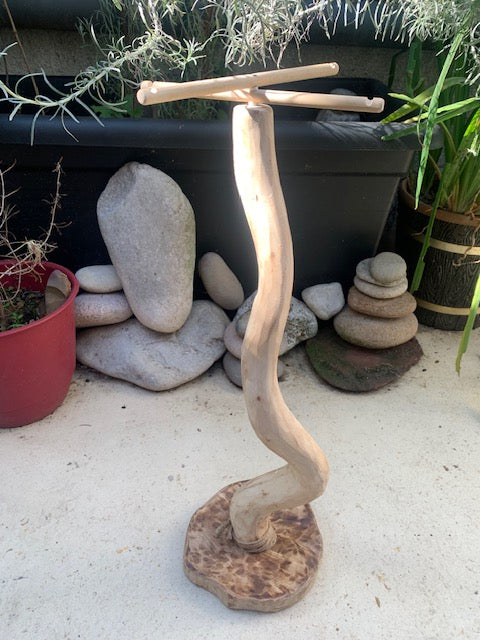 Support en bois recyclé, branches pliables, pour carillons Koshi/Zaphir – 54 x 20 x 17 cm - Création Zen Curiosity