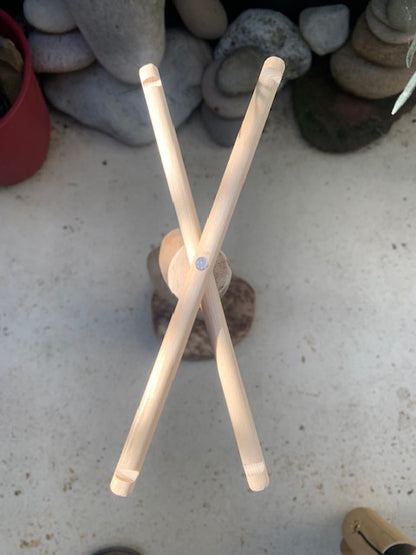 Support en bois recyclé, branches pliables, pour carillons Koshi/Zaphir – 54 x 20 x 17 cm - Création Zen Curiosity