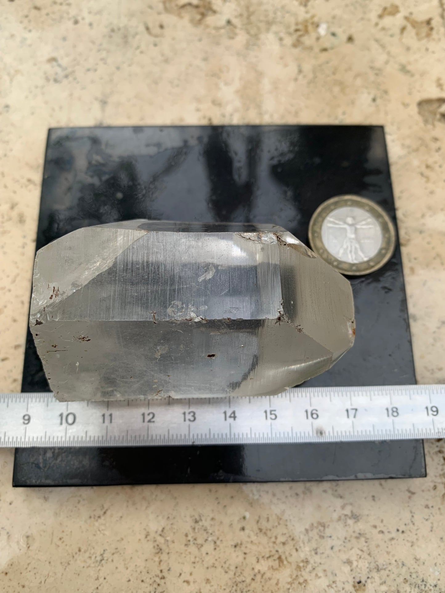 Cristal de Roche - Large pointe laser naturelle - ± 67 de haut x 40 mm de diamètre - 158,6 gr. !