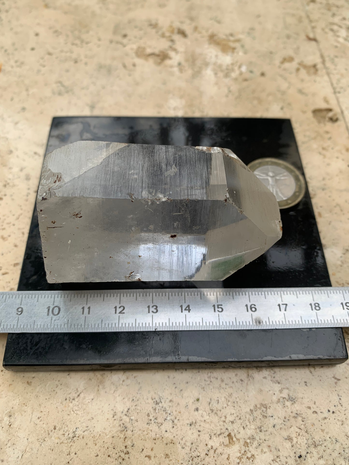 Cristal de Roche - Large pointe laser naturelle - ± 67 de haut x 40 mm de diamètre - 158,6 gr. !