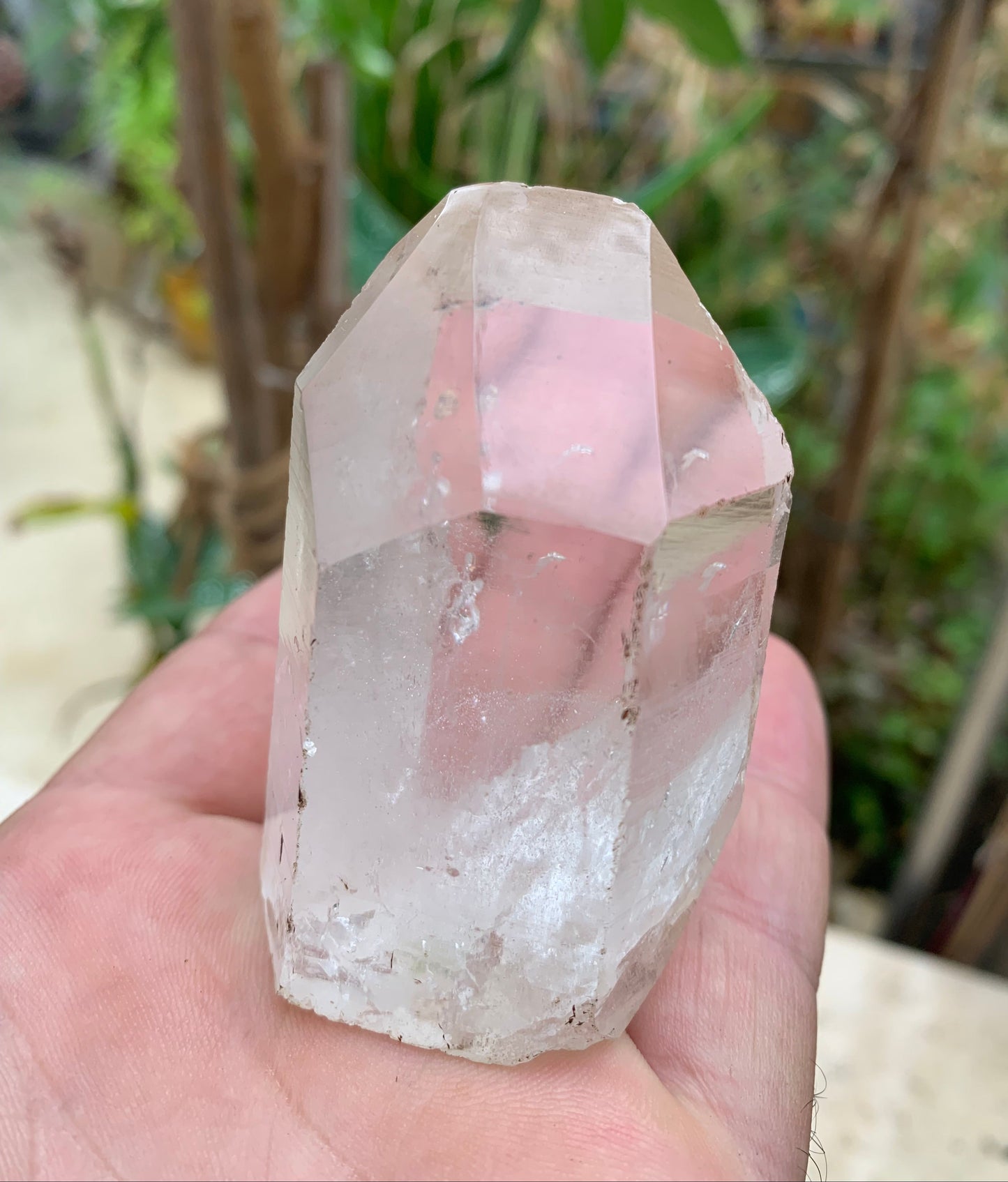 Cristal de Roche - Large pointe laser naturelle - ± 67 de haut x 40 mm de diamètre - 158,6 gr. !