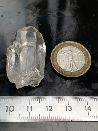 Cristal de Roche – Cristaux naturels jumelés – ±37 mm de haut × 22 × 18 – 16,10 gr. !