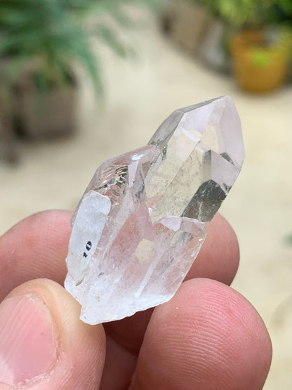 Cristal de Roche – Cristaux naturels jumelés – ±37 mm de haut × 22 × 18 – 16,10 gr. !