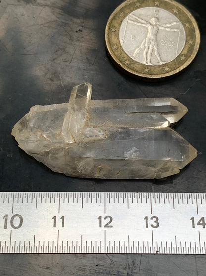 Cristal de Roche – Cristaux naturels jumelés – ± 41 mm de haut × 22 × 10 – 9 gr. !