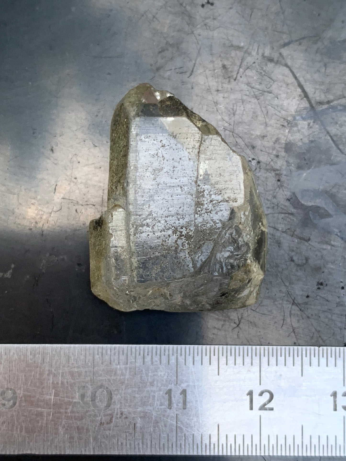 Cristal de Roche – Cristaux naturels jumelés – ± 27 mm de haut × 22 × 10 – 8 gr. !