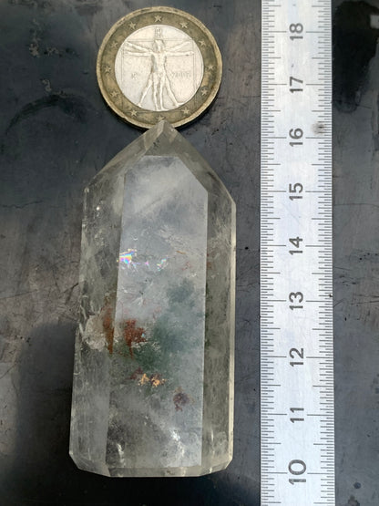 Cristal de Roche/ Quartz Lodolite – Pointe laser naturelle à inclusions de chlorite - ± 60 mm (H) × 27 × 20 - 54,4 gr. !