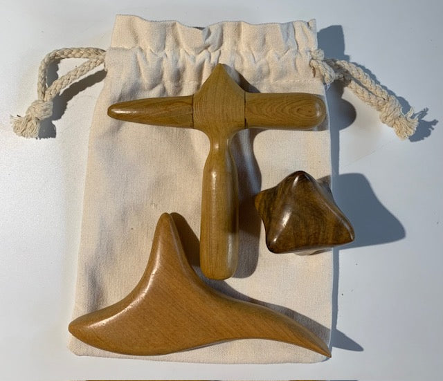 Massage set: 3 manual tools made of sandalwood – Delivered with a natural cotton bag!