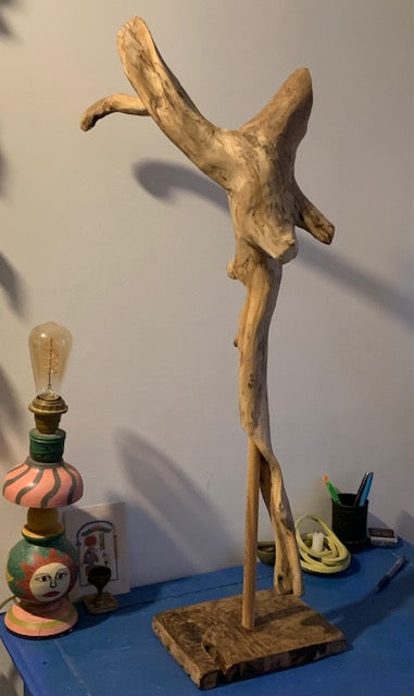 Sculpture en bois flotté de Loire : 'Tête de Cerf' - 94 cm de hauteur × 33 × 33 - Création Zen Curiosity
