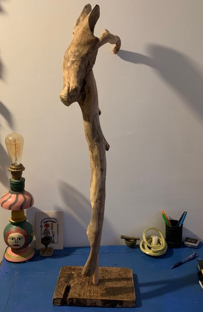 Sculpture en bois flotté de Loire : 'Tête de Cerf' - 94 cm de hauteur × 33 × 33 - Création Zen Curiosity