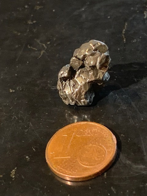 Météorite Campo Del Cielo d'Argentine de 19 x 11 x 10 mm - 5,6 gr.