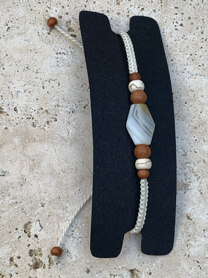 🧵 Bracelet fait main en coton tressé et pierre naturelle – Création unique Créatipik