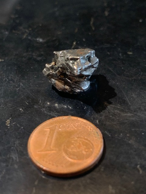 Météorite Campo Del Cielo d'Argentine de 18 x 15 x 12 mm - 6,6 gr.