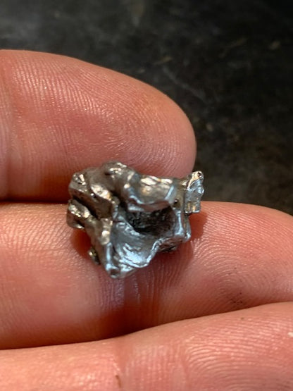 Météorite Campo Del Cielo d'Argentine de 18 x 15 x 12 mm - 6,6 gr.