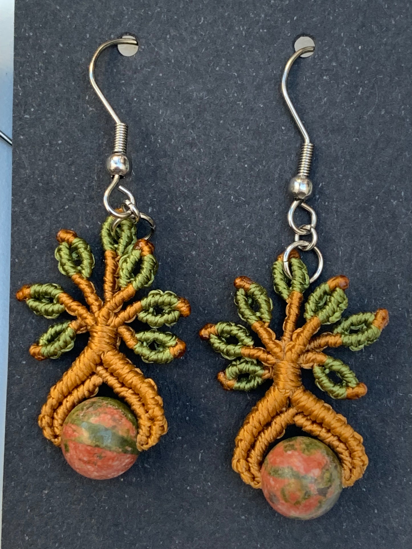 🧵 Boucles d’oreilles, superbes créations tissées à la main avec perle en pierre semi-précieuse – Choisissez votre perle et recevez une création sur mesure ! Fait par Créatipik (Fr°)