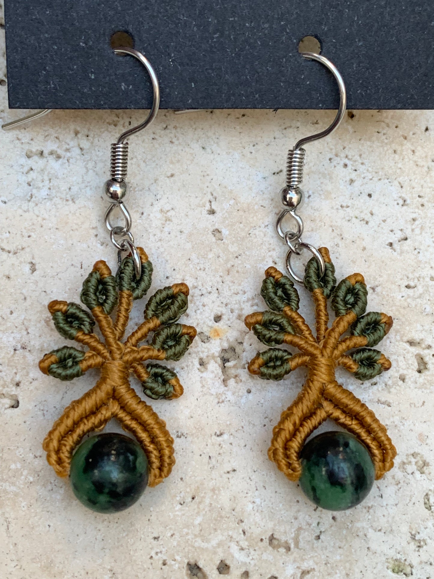 🧵 Boucles d’oreilles, superbes créations tissées à la main avec perle en pierre semi-précieuse – Choisissez votre perle et recevez une création sur mesure ! Fait par Créatipik (Fr°)