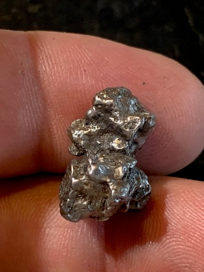 Météorite Campo Del Cielo d'Argentine de 20 x 12 x 11 mm - 5,9 gr.