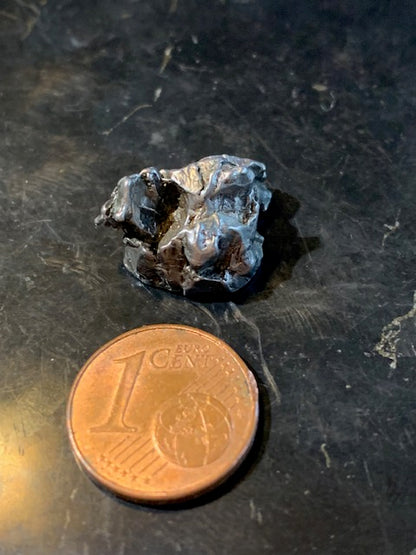 Météorite Campo Del Cielo d'Argentine de 19 x 13 x 10 mm - 6,3 gr.