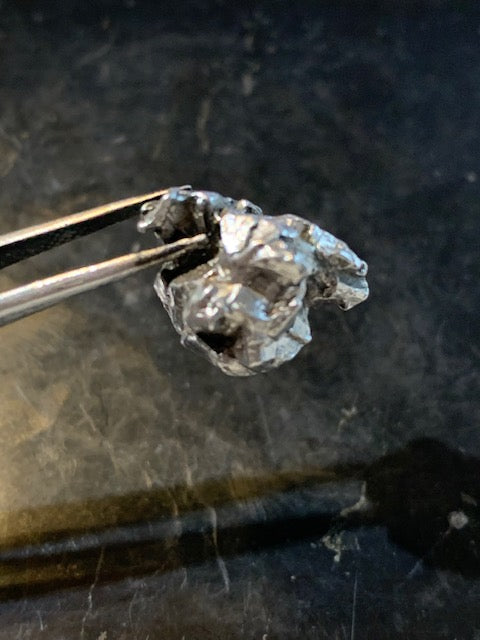 Météorite Campo Del Cielo d'Argentine de 19 x 13 x 10 mm - 6,3 gr.