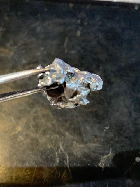 Météorite Campo Del Cielo d'Argentine de 19 x 13 x 10 mm - 6,3 gr.