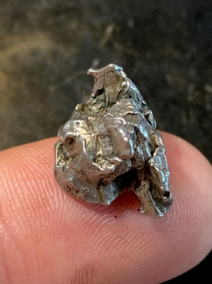 Météorite Campo Del Cielo d'Argentine de 19 x 13 x 10 mm - 6,3 gr.