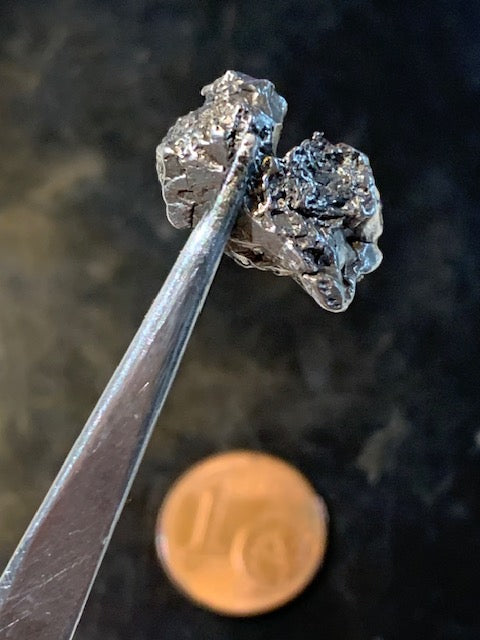 Météorite Campo Del Cielo d'Argentine de 16 x 11 x 8 mm - 4,8 gr.