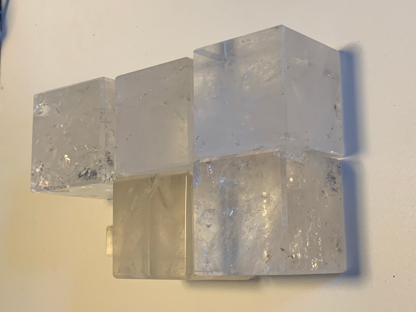 Cube en cristal de roche, un des 5 Solides de Platon, modèles au choix (vente à l'unité) - 1,5 à 5 cm. Qualité A à AAA !