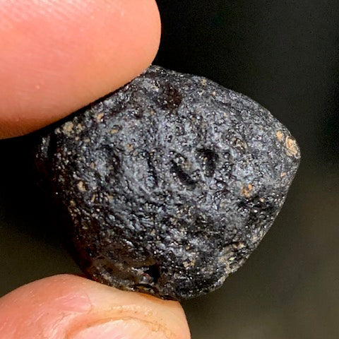 Tektite from Vietnam - 40 mm x 16 x 8 - 11.5 grams - Fascinating, enchanting, hypnotizing!