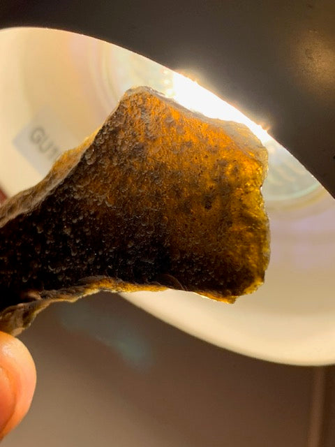 Tektite from Vietnam - 40 mm x 16 x 8 - 11.5 grams - Fascinating, enchanting, hypnotizing!
