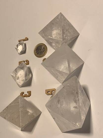 Octaèdre en cristal de roche, un des 5 Solides de Platon, taille S à XL. Modèles au choix - Vente à l'unité. ± 1,5 à 6 cm. Qualité A à AAA !