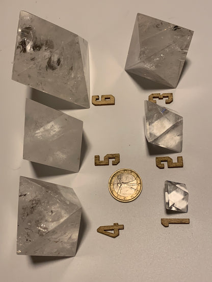 Octaèdre en cristal de roche, un des 5 Solides de Platon, taille S à XL. Modèles au choix - Vente à l'unité. ± 1,5 à 6 cm. Qualité A à AAA !