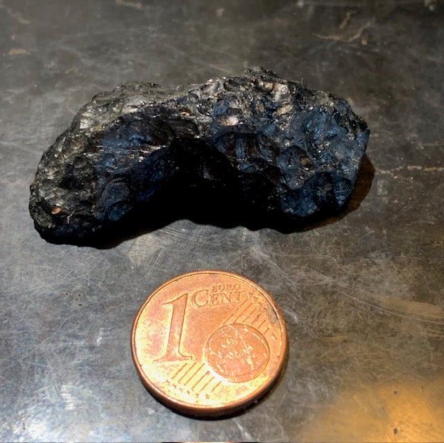Tectite du Vietnam - 39 x 17 x 15 mm - 10,5 gr. - Famille des météorites