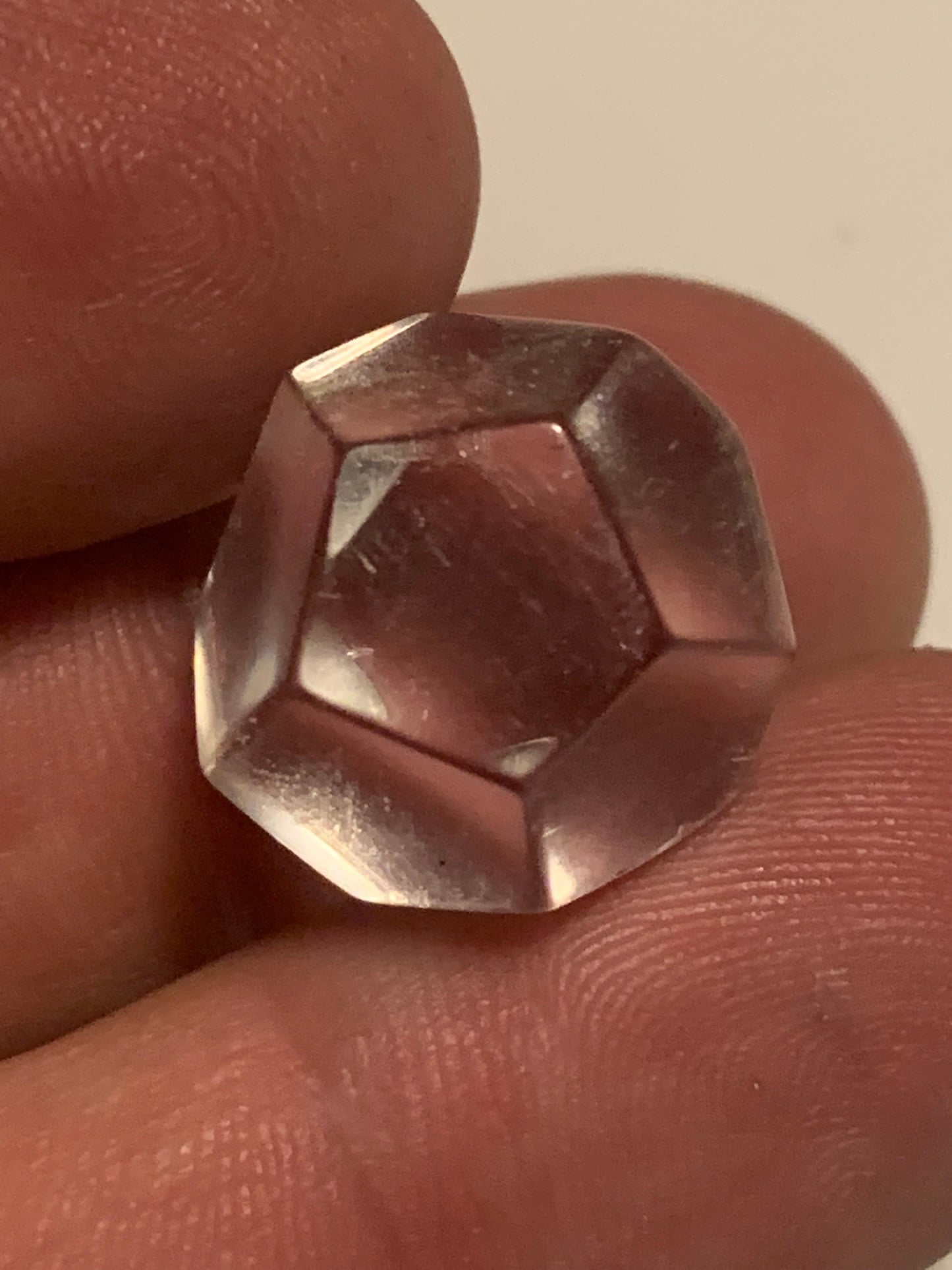 Dodécaèdre en cristal de roche, un des 5 Solides de Platon, taille S à XL. Modéle au choix - Vente à l'unité. Dimensions des pièces : environ 1,5 à 6 cm. Qualité A à AAA !