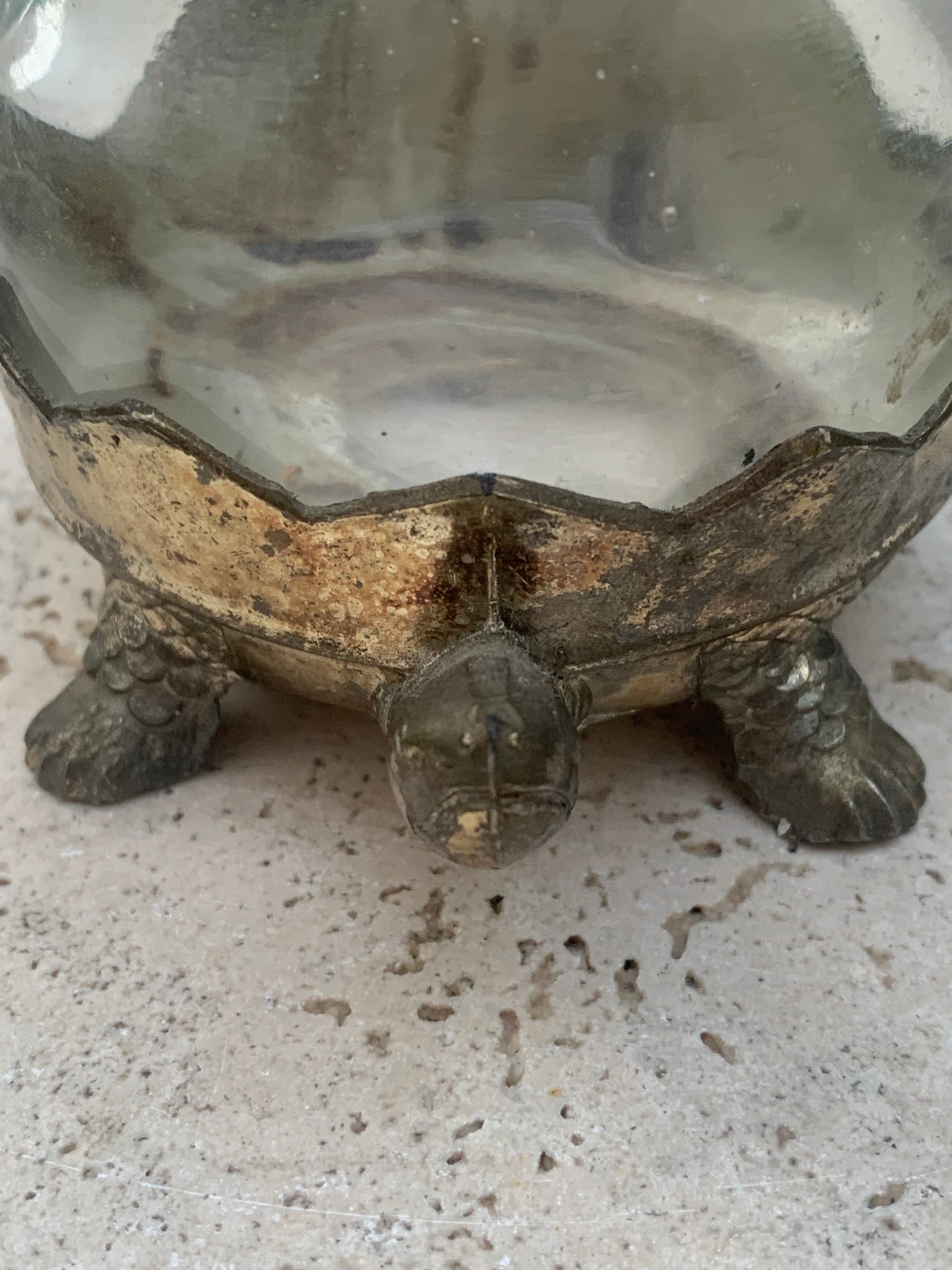 Bougeoir/ Photophore ancien du Japon en forme de tortue - En verre et métal - 92x69x62 cm - 297 gr. !