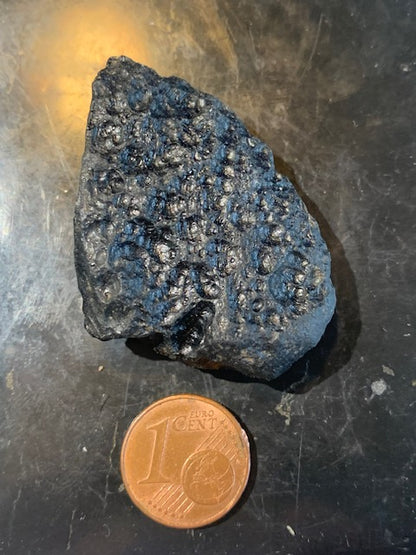 Tectite du Vietnam - 45 x 33 x 11 mm - 15,5 gr. - Famille des météorites
