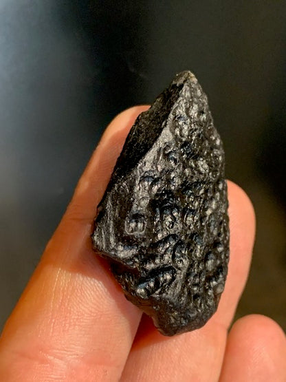 Tectite du Vietnam - 45 x 33 x 11 mm - 15,5 gr. - Famille des météorites