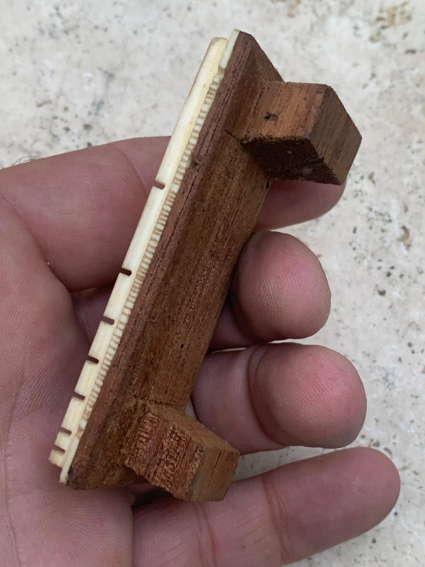 Pièces au détail pour Sitar Indien : Cheville, Pont, Frette, Fil à Frette (Écheveau) – Idéal pour réparer et restaurer votre Instrument !