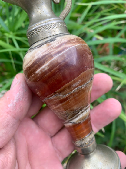 Decorative vase/pitcher made of onyx stone and metal (brass) - Superb antique piece, second-hand (perfect condition).