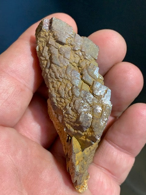 Impactite : terme général pour les roches modifiées ou créées par un impact météoritique - 76 mm x 34 x 33 - 54,7 gr.