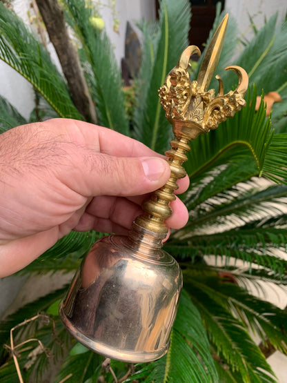 Cloche de prêtre Balinais – Son pur et clair comme un bol chantant, fabriquée par des maîtres artisans, une oeuvre d'Art !