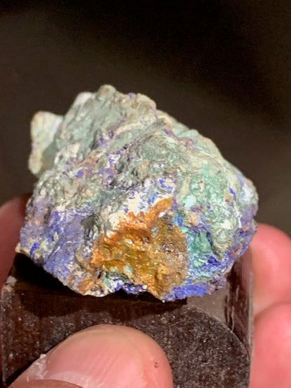Azurite Chrysocolle - Collection ancienne - Spécimen brut d'agrégat sur socle - de 60 x 40 x 25 mm - 58,3 gr.
