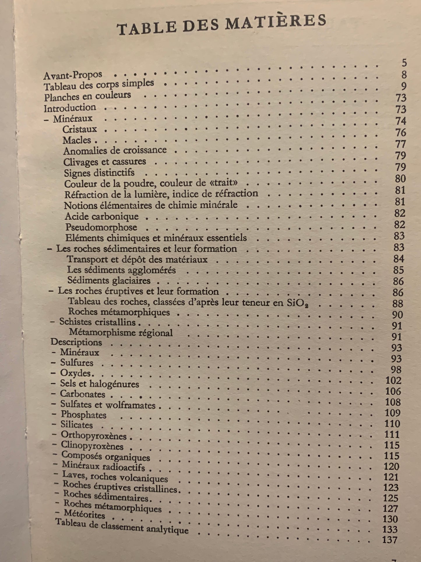 Livre : Minéraux et Roches par Karen Calissen | Format Broché | Editions Fernand Nathan