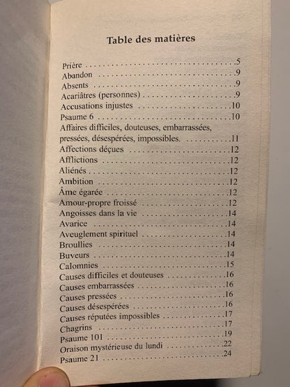 Livre : Prières merveilleuses pour guérir les maladies mentales et l'invocation aux Archanges par L'Abbé Julio| Format Poche| Editions LANORE