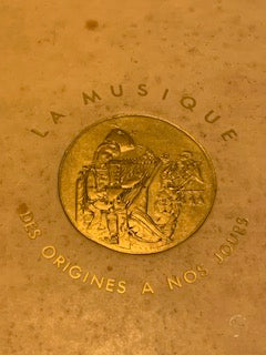 Livre XL : La musique des origines à nos jours par N. DUFOURCQ | Brochè | Editions LAROUSSE