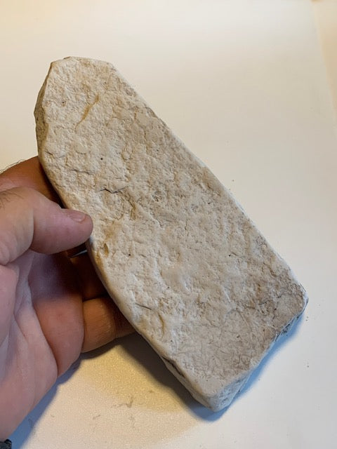 Craie naturelle/ Calcaire crayeux – Bloc brut naturel - 18 x 7 x 2 cm - 123,3 gr. !