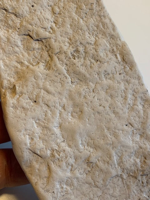 Craie naturelle/ Calcaire crayeux – Bloc brut naturel - 18 x 7 x 2 cm - 123,3 gr. !