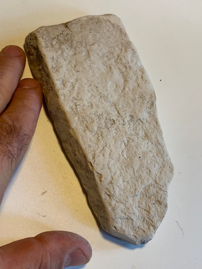 Craie naturelle/ Calcaire crayeux – Bloc brut naturel - 18 x 7 x 2 cm - 123,3 gr. !