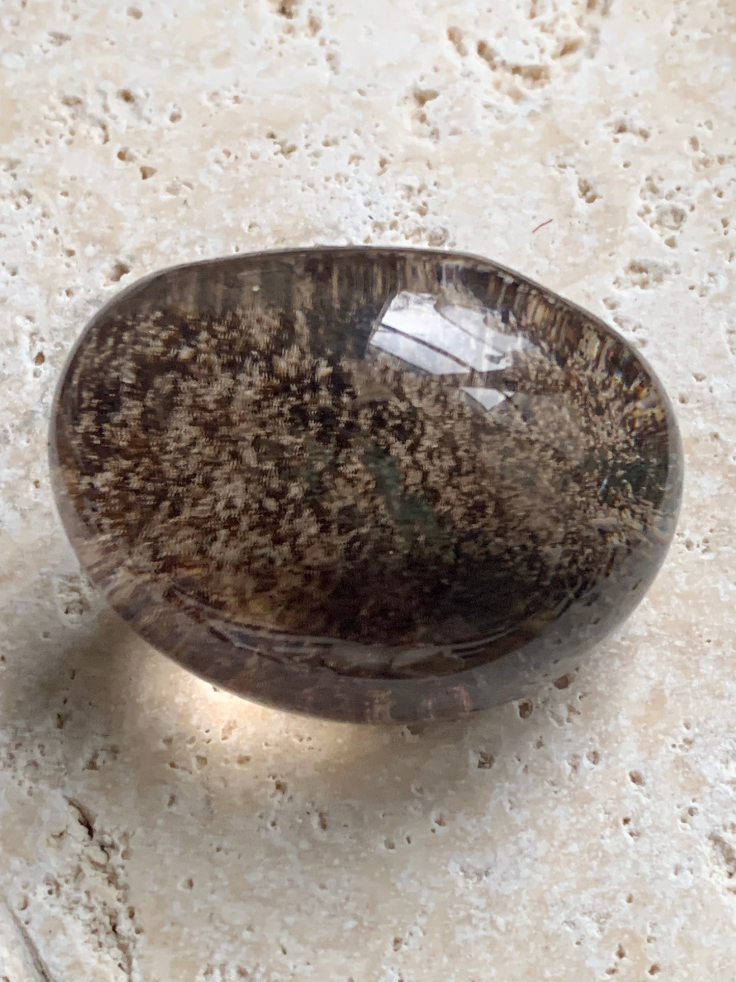 Cristal de Roche/ Quartz Lodolite ou Quartz Chaman – Spécimen naturel - ± 47 mm (H) × 36 × 30 - 67 gr. !